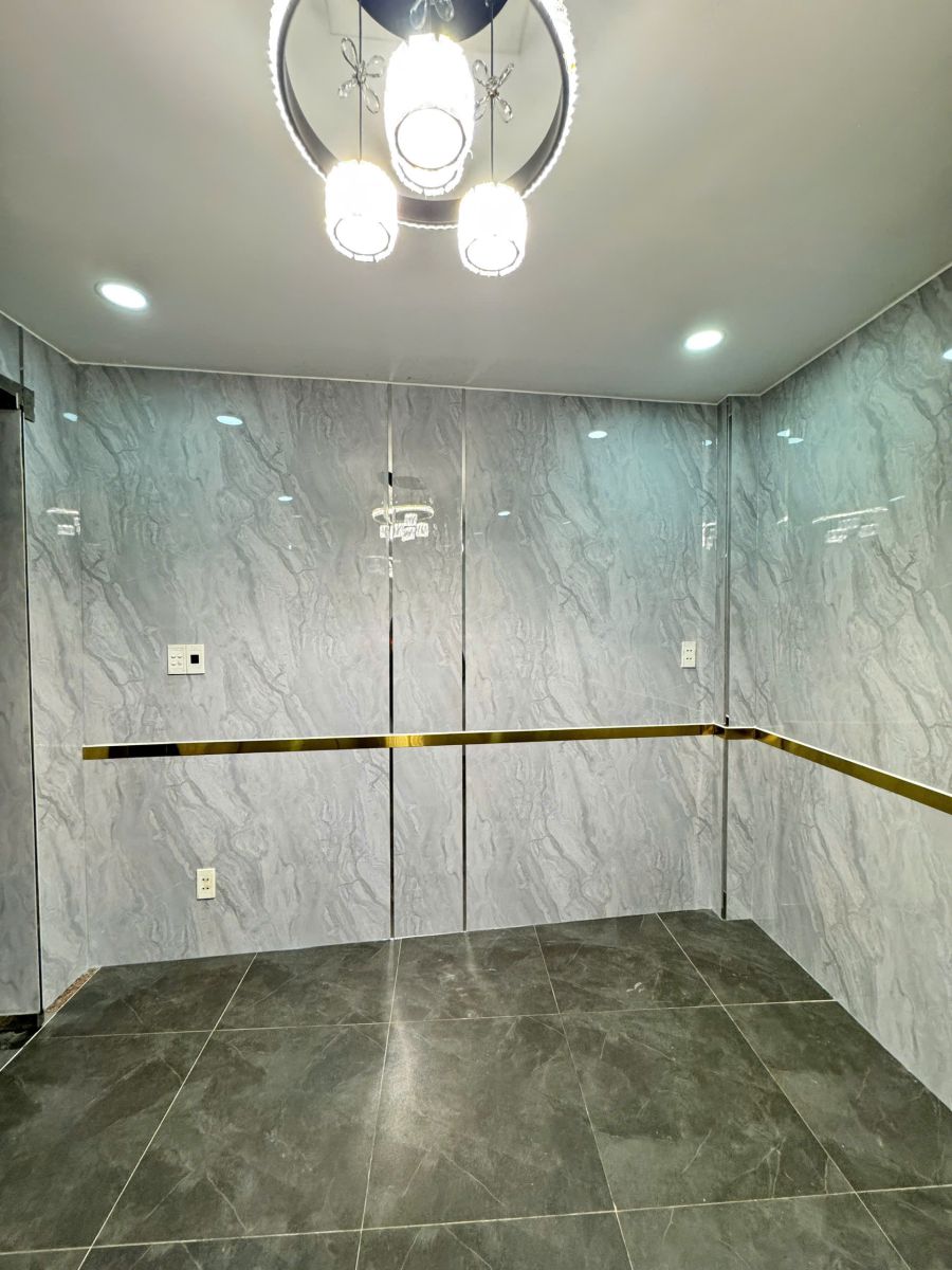 thi công ốp tường giá rẻ hcm