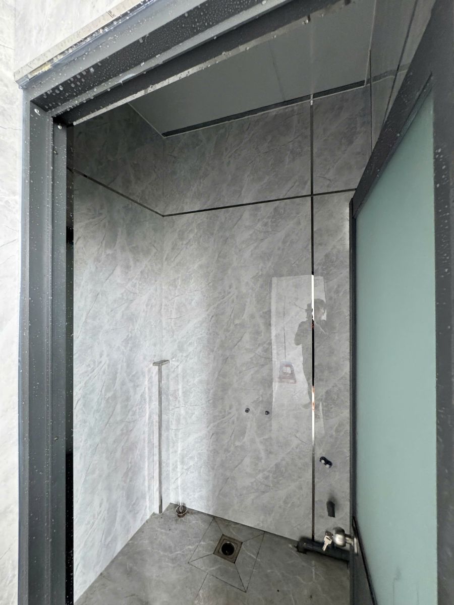 thi công ốp tường giá rẻ hcm