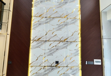 DECOR VÁCH THÔNG TẦNG CHUỖI NHÀ LIỀN KỀ