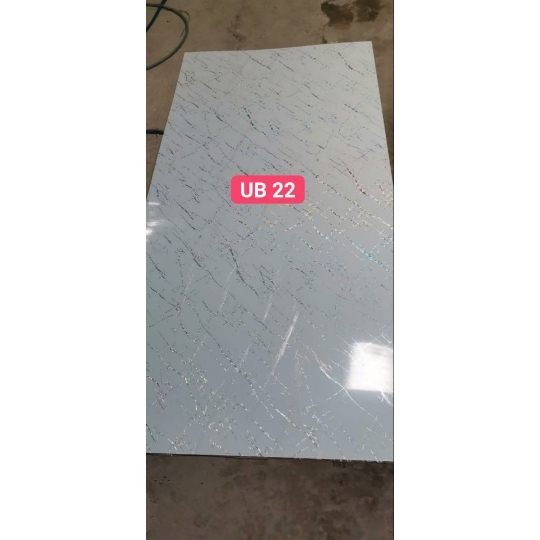 GIẢ ĐÁ HOA CƯƠNG UB22