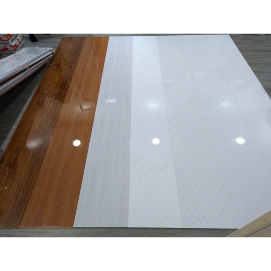 TẤM ỐP NANO TRÁNG GƯƠNG M11