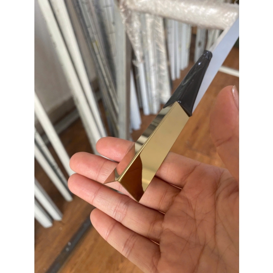 V 15MM INOX ỐP CẠNH