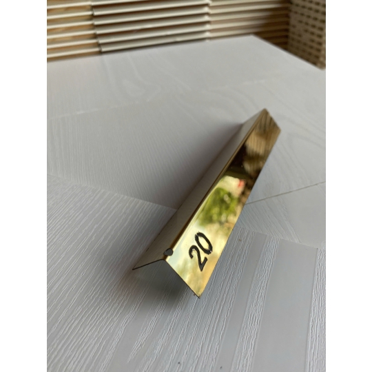 V 20MM INOX ỐP CẠNH