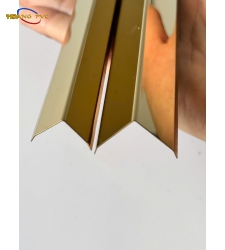 V 15MM INOX VÁT CẠNH CHỐNG BÉN 2M85